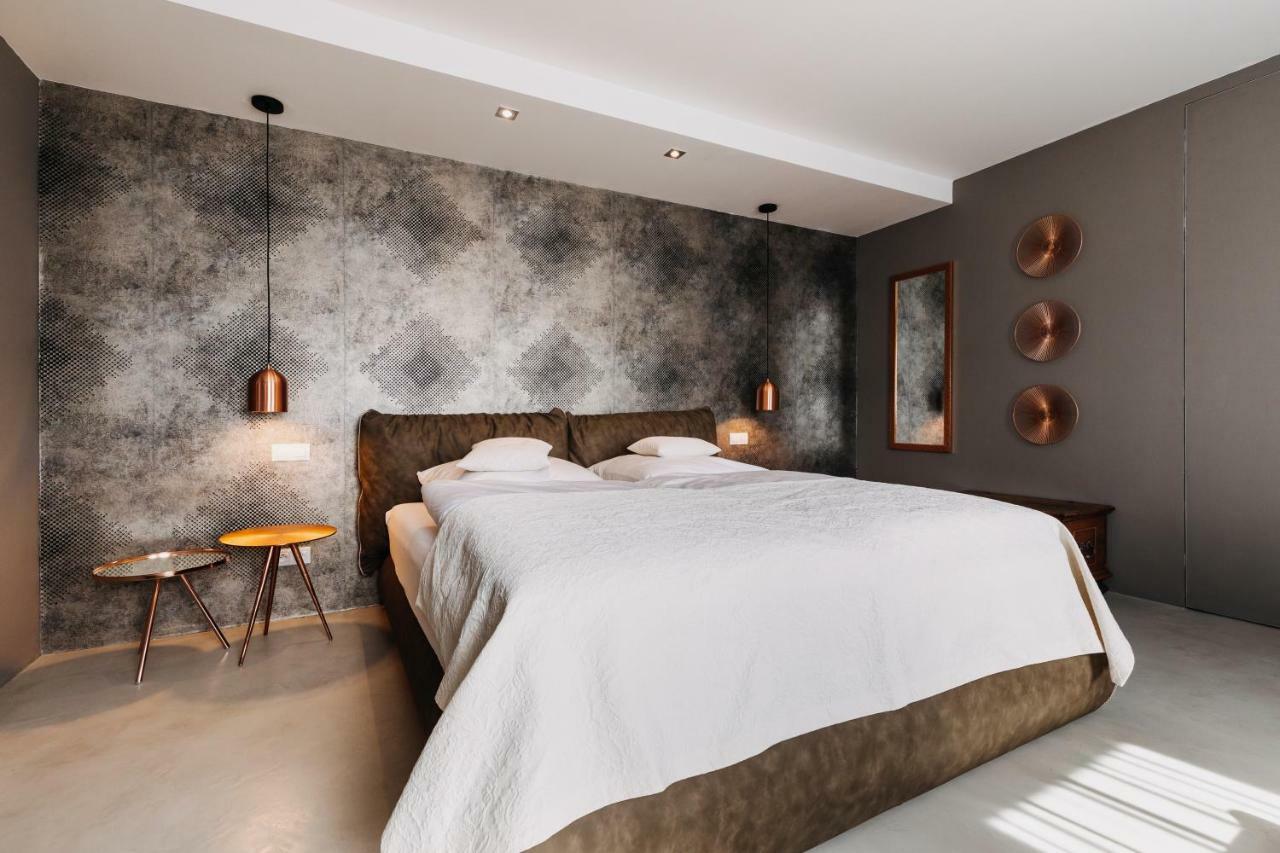 كارلوفي فاري Villa Bricola - Boutique Apartments المظهر الخارجي الصورة