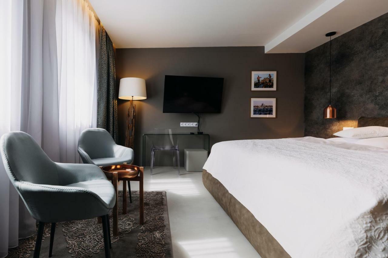 كارلوفي فاري Villa Bricola - Boutique Apartments المظهر الخارجي الصورة