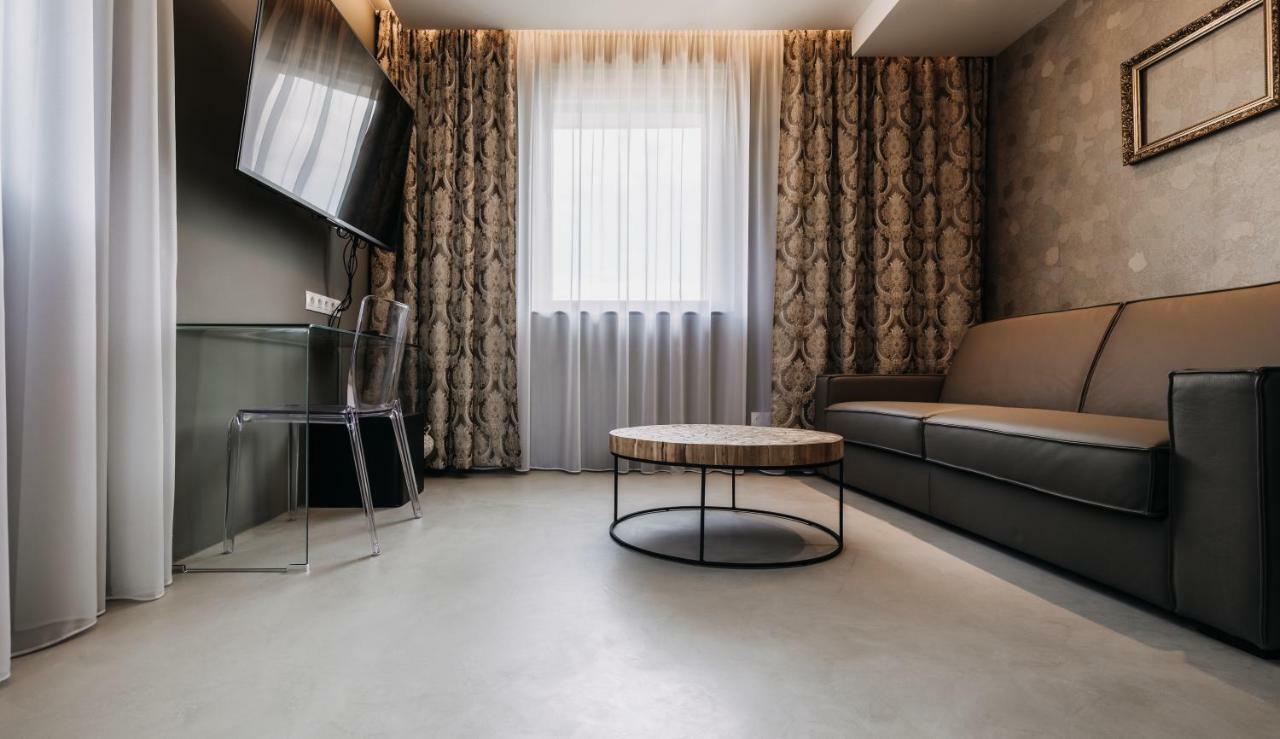 كارلوفي فاري Villa Bricola - Boutique Apartments المظهر الخارجي الصورة